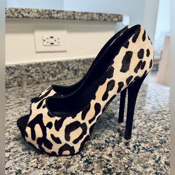 Aldo Leopard Print Platform Heel - Picture 4 of 7
